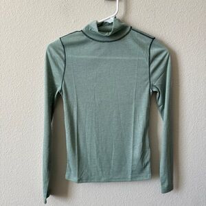 Madewell semi sheer mockneck tee size Xs